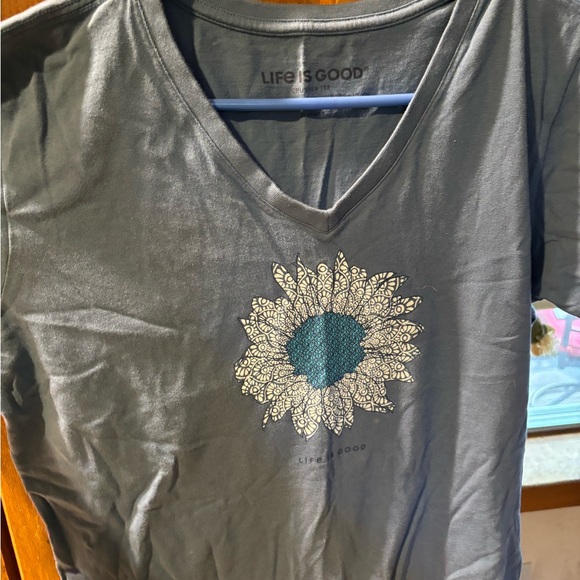 Life Is Good tee - Picture 2 of 2